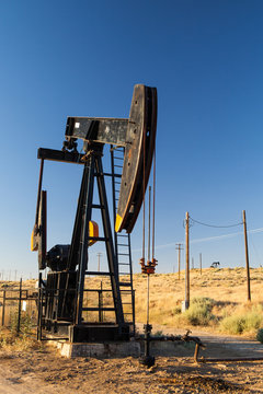 Working oil pump in desert, USA