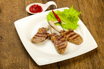 Grilled lamb