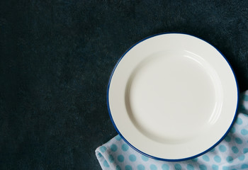 Dinner plate with napkin