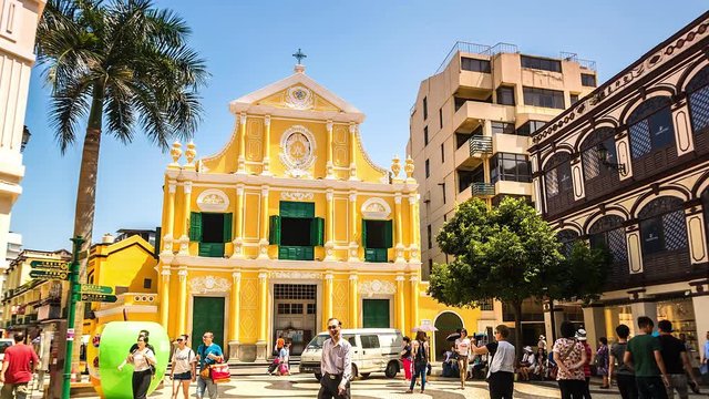 4K Timelapse of people at the old church named St.Dominic's Church at the historical Senate square (Largo Senado) in Macau, China