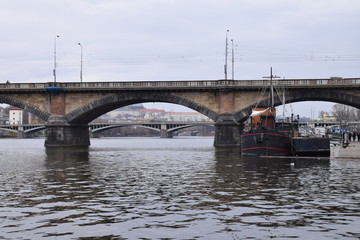 Naklejka premium Moldaubrücke - Praha - Prag