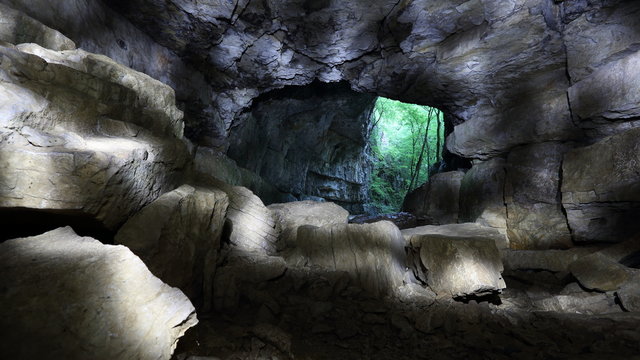 Falkensteiner H&ouml;hle