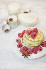 pancakes with raspberries