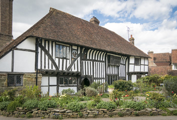 Fototapeta na wymiar Medieval Cottage, Sussex, England