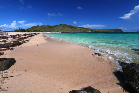 Secluded beach on Saint Kitts