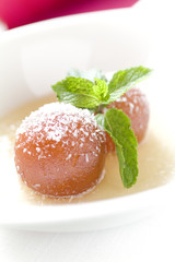 Gulab Jamún (bolitas de dulce de leche)