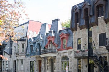 Façade d'immeuble coloré, Canada