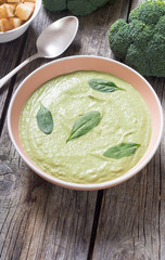 Cream soup with broccoli and baby spinach