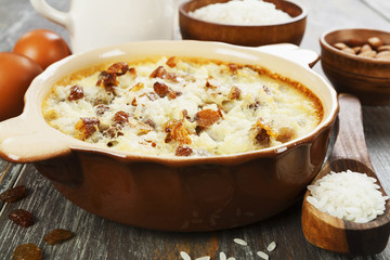 Rice pudding with raisin