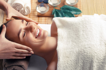Obraz na płótnie Canvas Spa body massage treatment and skincare. Woman in spa salon. Body care. 