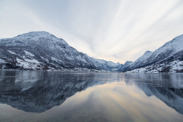 schöner Fjord