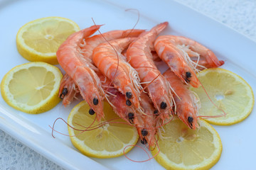 Langostino cocido colombiano