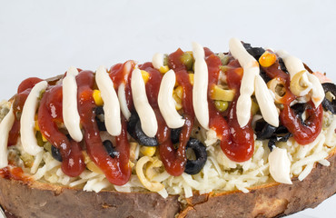 hot potato image in the oven