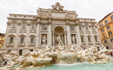 trevi fountain rome