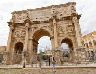 Fototapeta na wymiar Arch of constantine rome