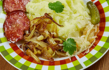 German dish  Himmel und Erde