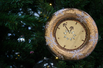 Christmas tree clock.