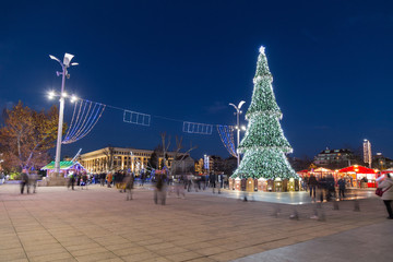 Fototapeta na wymiar Christmas tree in the center of Burgas, Bulgaria
