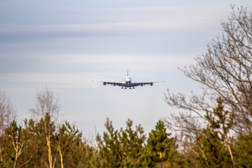 Airplane ist landing