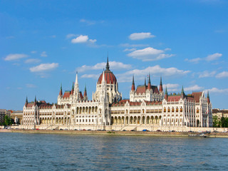 Fototapeta premium Hungarian Parliament, Budapest, sunny day