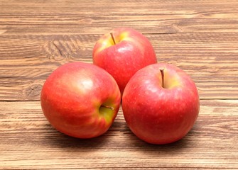  Pink Lady apples