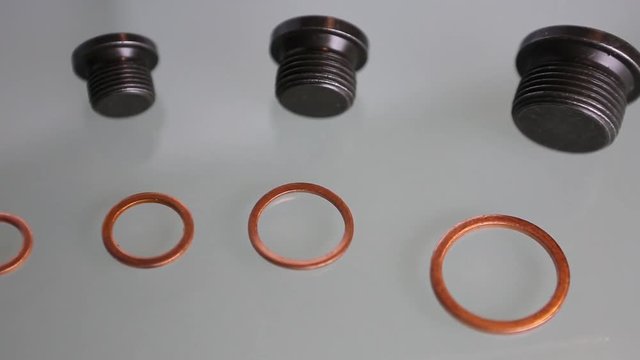 Caps and washes for hight pressure oil clousure and bolts