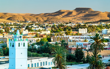 Panorama van Tataouine, een stad in het zuiden van Tunesië