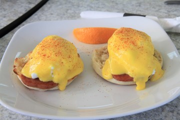 ポーチドエッグ