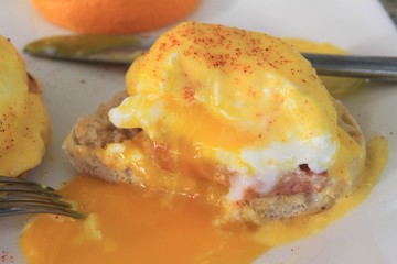 ポーチドエッグ