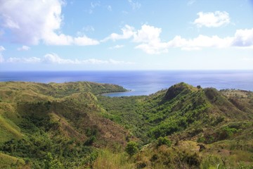 グアムの青い空と海