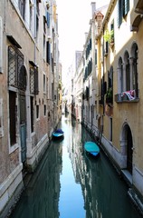 Obraz na płótnie Canvas Quiet Venice Canal
