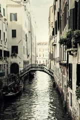 Fototapeta na wymiar Vintage Quiet Venice Canal