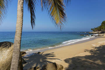 Fototapeta na wymiar Tropical beach in Pizota near Puerto Vallarta, Mexico