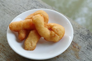 Deep-fried dough stick