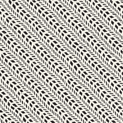 Hand drawn style seamless pattern. Abstract geometric tiling background in black and white. Vector doodle line lattice