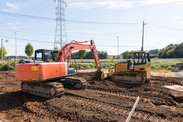 ショベルカーとブルドーザー