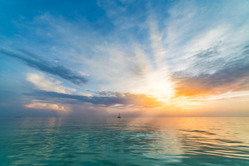 Fototapeta na wymiar Inspirational sea and sky view. Tropical beach view.