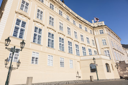 Façade du  palais Lobkowicz de Prague, Vieille ville (Stare Mesto), Prague, Bohême, République tchèque, Europe