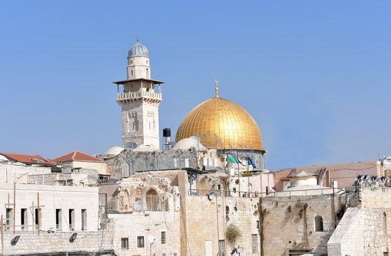 The Western Wall and golden Dome of the Rock on the Temple Mount, Jerusalem, Israel