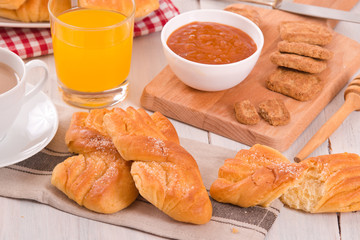 Breakfast with brioches.