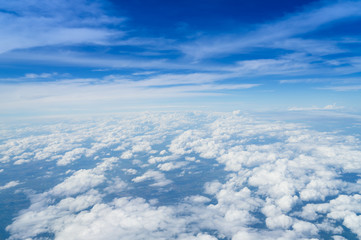 Aerial photos Shows lots of clouds like the sea. And the atmosphere of the airport. Including downtown Chiang Mai.