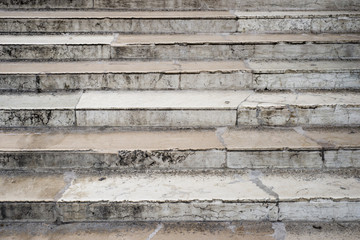 steps of Rialto bridge