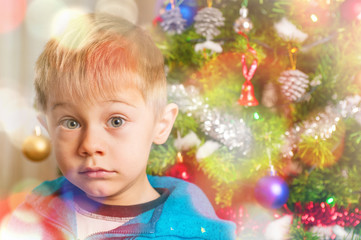 Fototapeta na wymiar child awaits Santa Claus