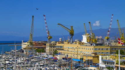 Porto di Genova con Gru in Liguria Italia Europa Genoa Harbor with Cranes in Liguria Italy Europe