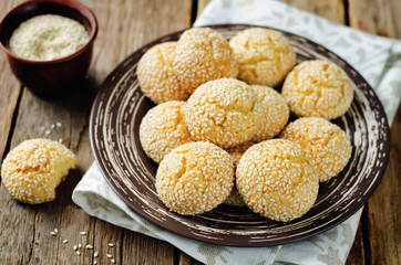 Italian sesame cookies