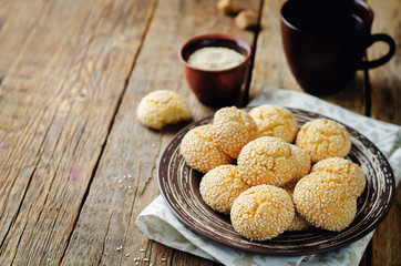 Italian sesame cookies