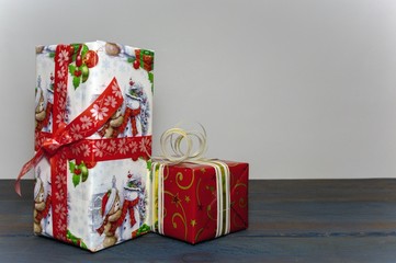  colorful boxes with gifts