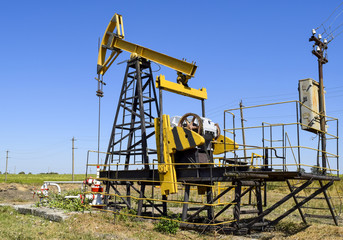 Pumping unit as the oil pump installed on a well