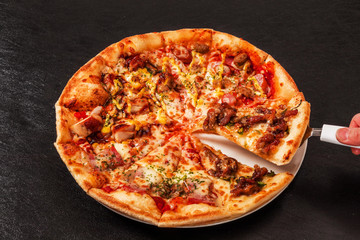 ミックスピザ　Mix pizza Italian food