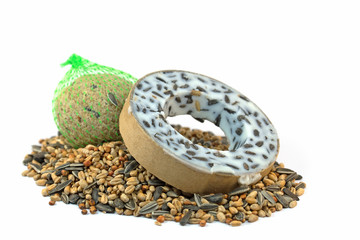 Vogelfutter, Streufutter, Meisenring, Meisenknödel